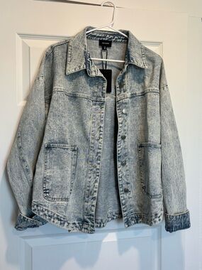 Light Wash Denim Jacket - Relaxed Jean Jacket